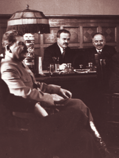 Illustration for article titled Diary of Soviet Ambassador to London Rewrites History of World War II
